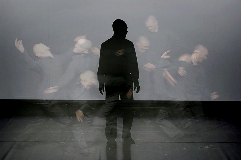 Cie1420 (Ellipses) - DDF - Project Arts Centre, Dublin - 1