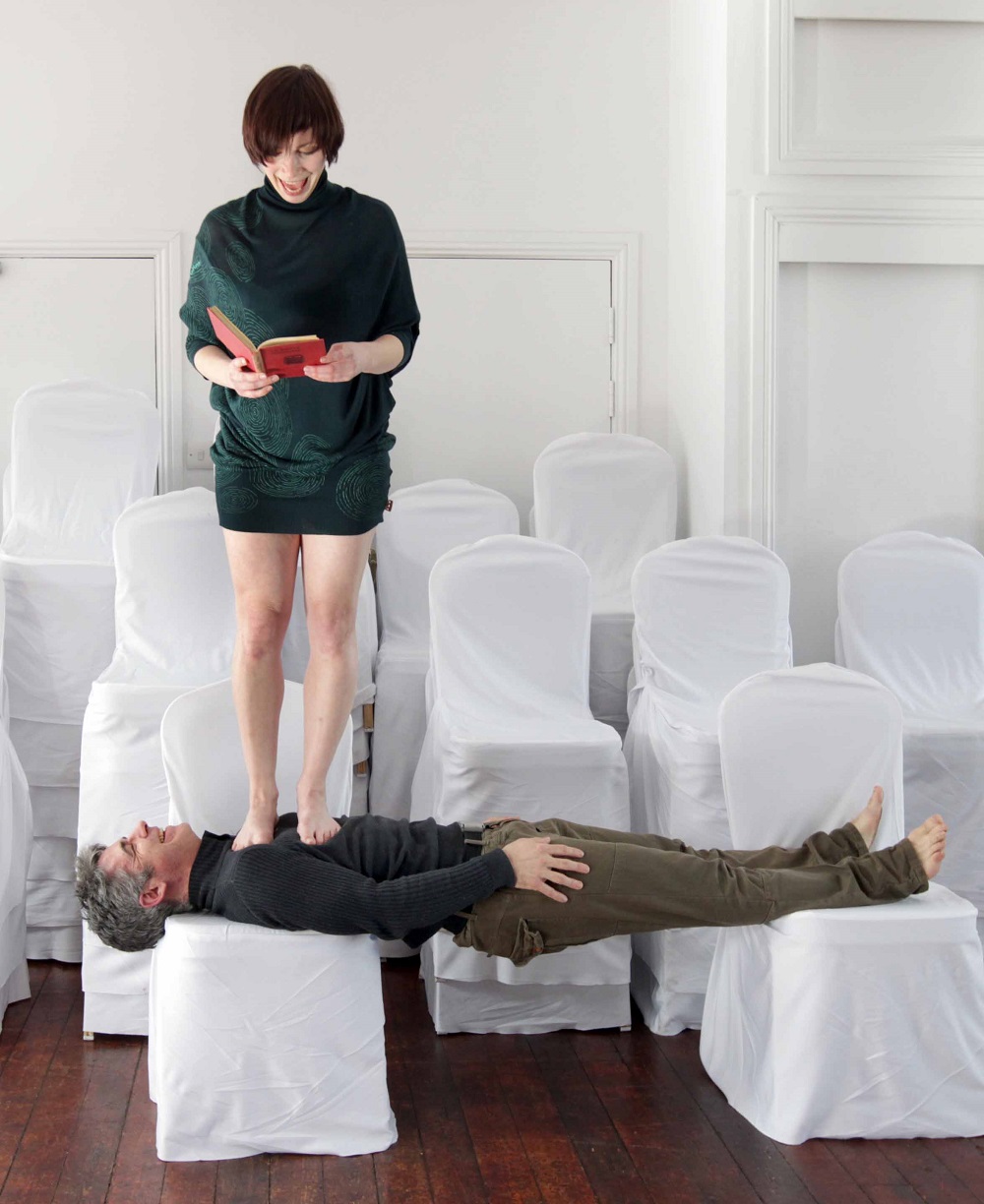 Fulcrum by Dylan Quinn Dance Theatre as part of the Dublin Dance Festival at Project Arts Centre, Dublin (photo © Luca Truffarelli)