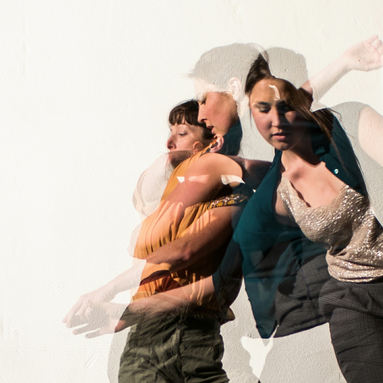 On.Pulse. by Lucia Kickham – Dance at Project Arts Centre (image Abigail Denniston)