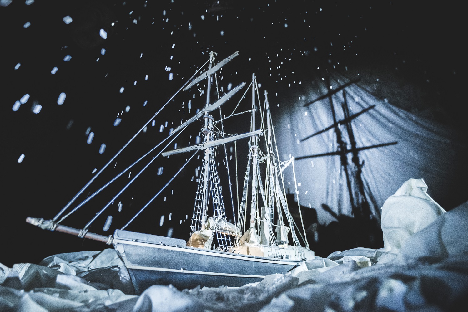 Shackleton by Blue Raincoat - Theatre at Project Arts Centre, Dublin (image Steve Rogers) - 6