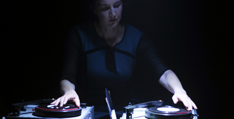 Endings Photo Heidrun Lohr