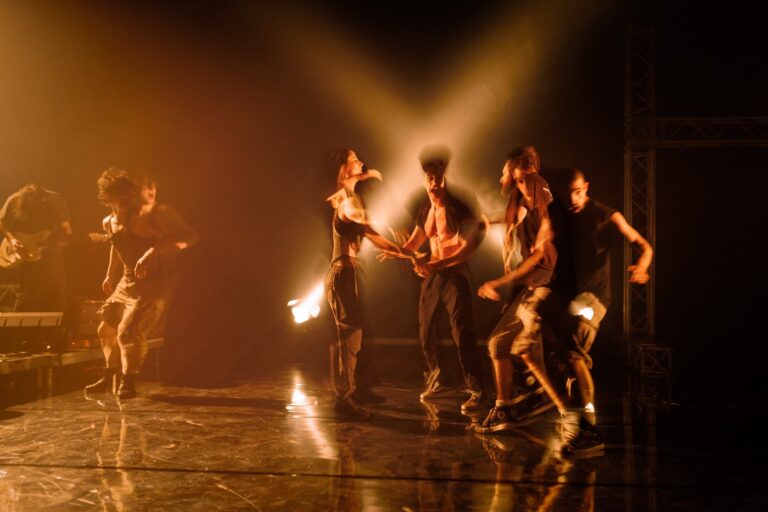 2. DDF2025-MOSH-Rachel_ní_Bhraonáin © Simon_Lazewski (1)