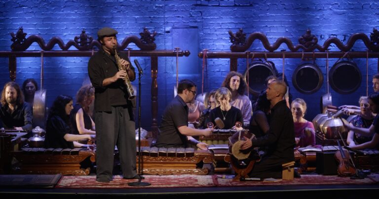 Nick Roth_Mel Mercier_Irish Gamelan Orchestra_photo Maurice Gunning